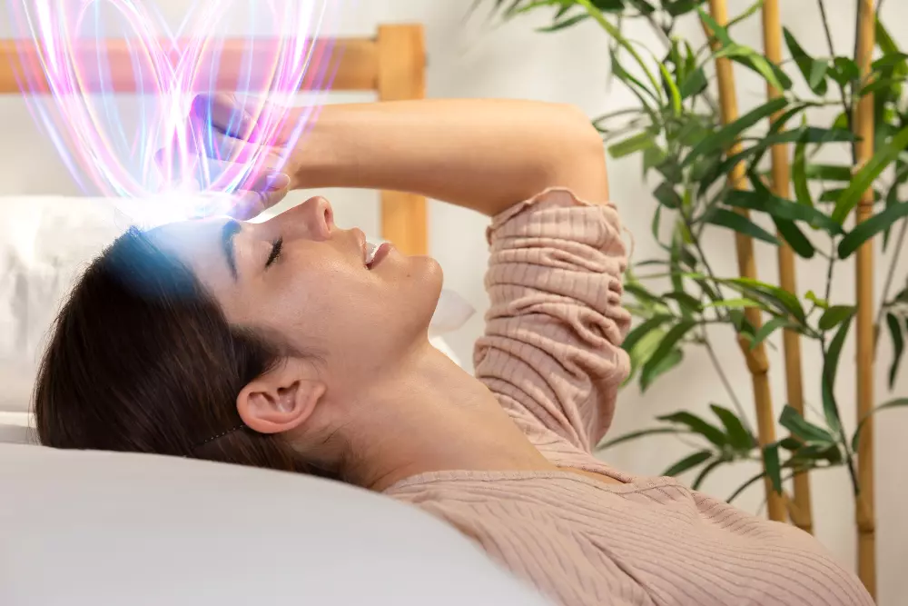 Femme en état d'hypnose ericksonienne lors d'une séance à Paris 17